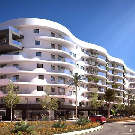 Keywise Family Luxury Infinity Beach & Golf 埃斯特波纳 外观 照片