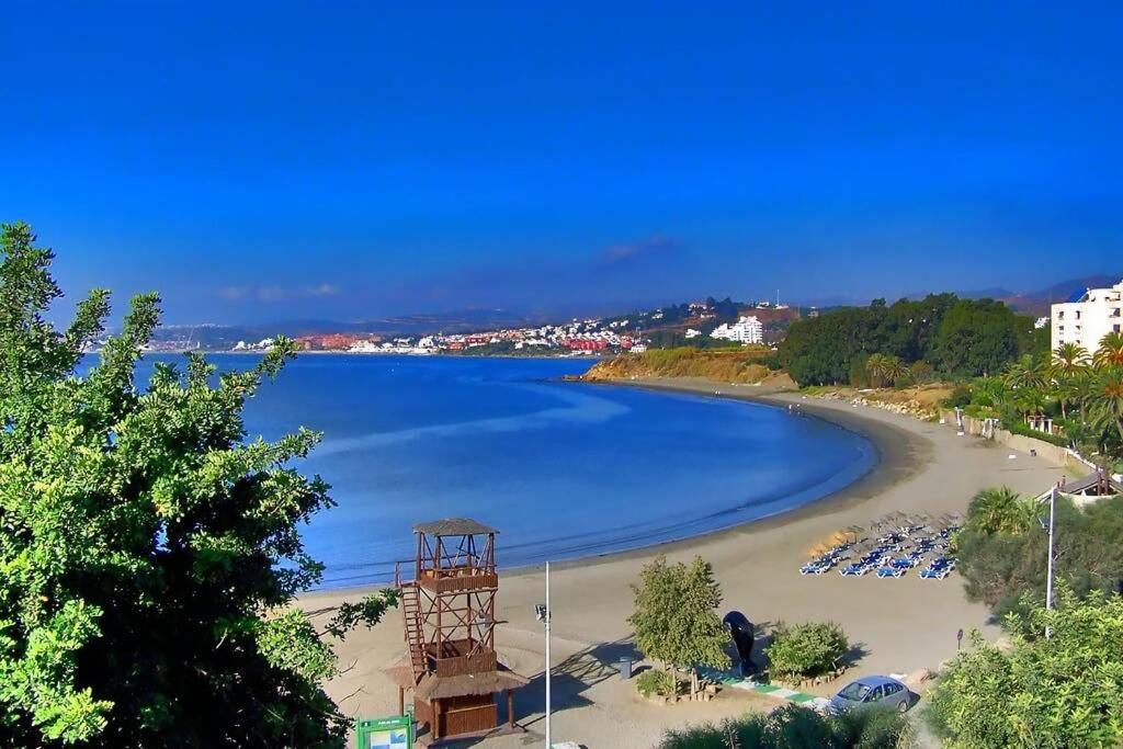 Keywise Family Luxury Infinity Beach & Golf 埃斯特波纳 外观 照片